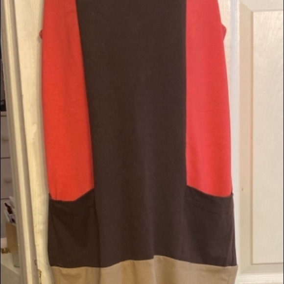 Color Block Dress - Picture 6 of 7